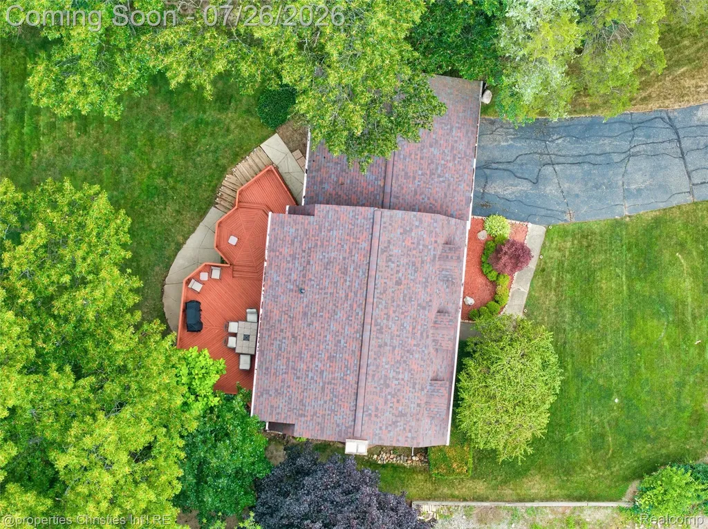 1317 S Williams Lake Road Waterford Charter Township MI 48327