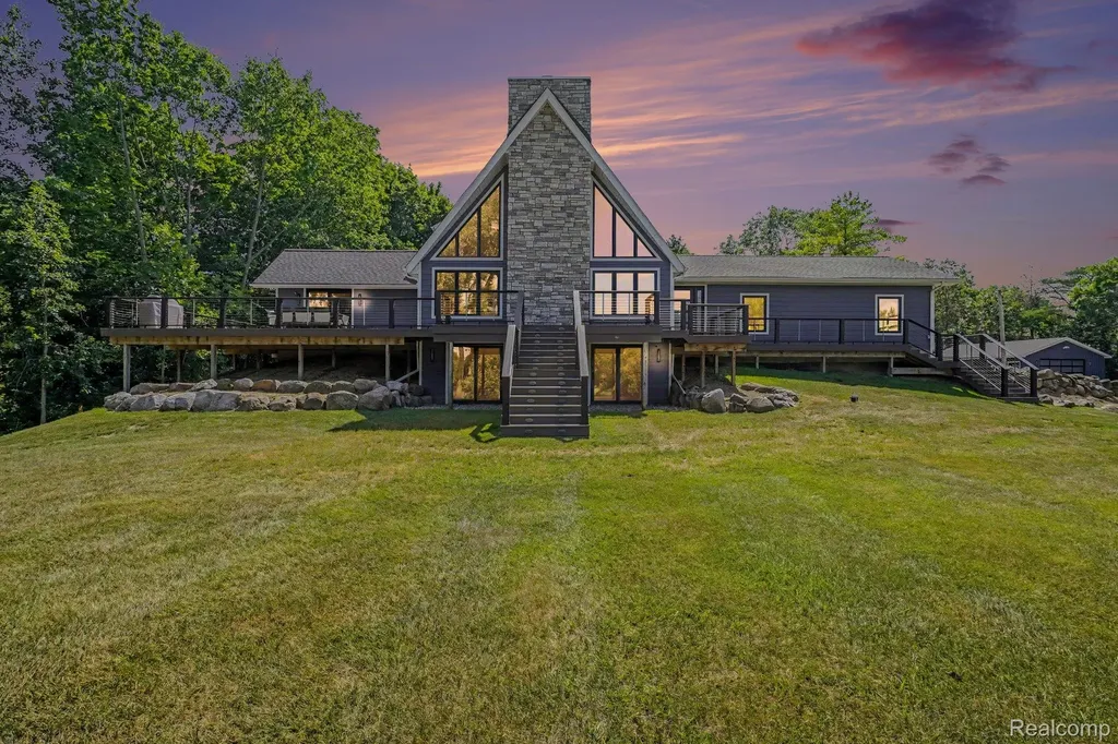 3900 Waterland Drive Hadley Township MI 48455