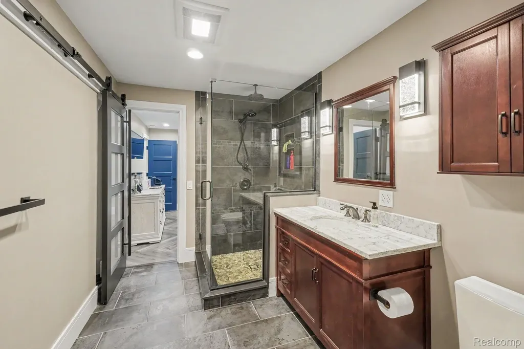 3900 Waterland Drive Hadley Township MI 48455