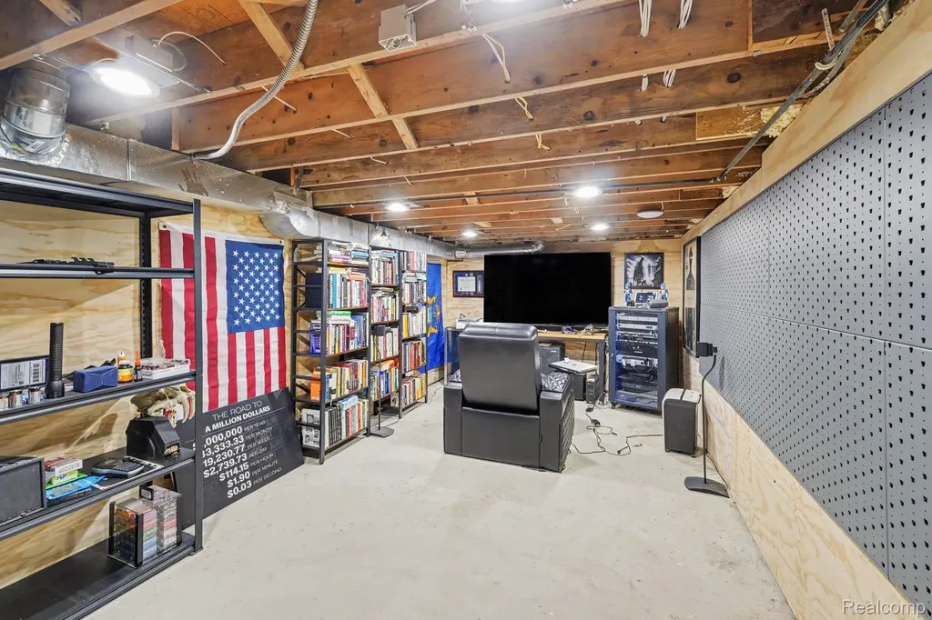 3900 Waterland Drive Hadley Township MI 48455