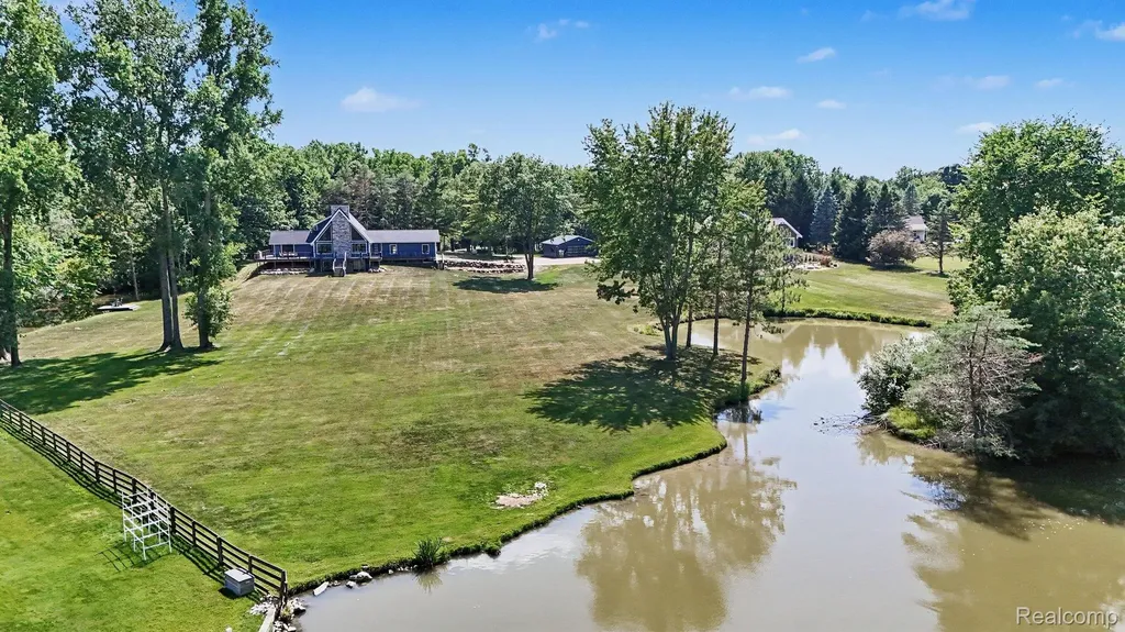 3900 Waterland Drive Hadley Township MI 48455