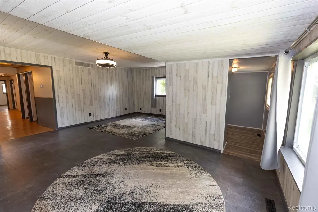 5761 Genesee Road Elba Township MI 48446