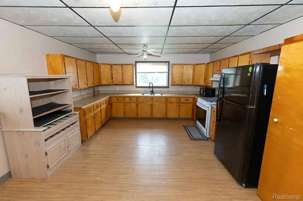 5761 Genesee Road Elba Township MI 48446
