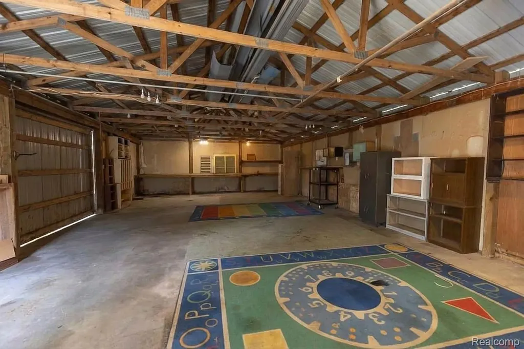 5761 Genesee Road Elba Township MI 48446