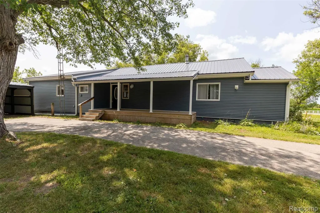 5761 Genesee Road Elba Township MI 48446