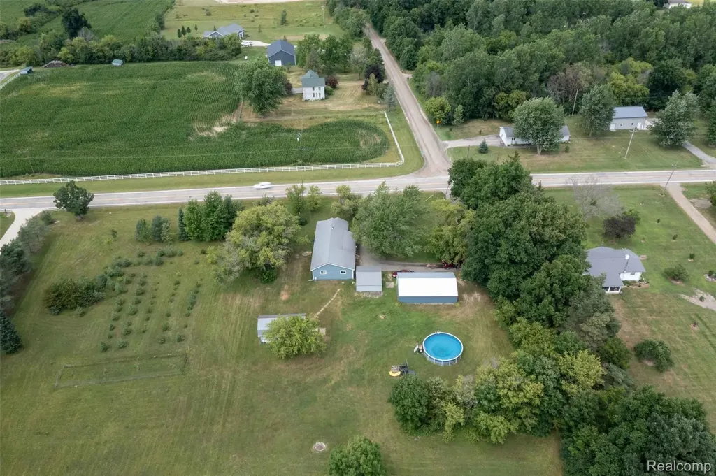 5761 Genesee Road Elba Township MI 48446
