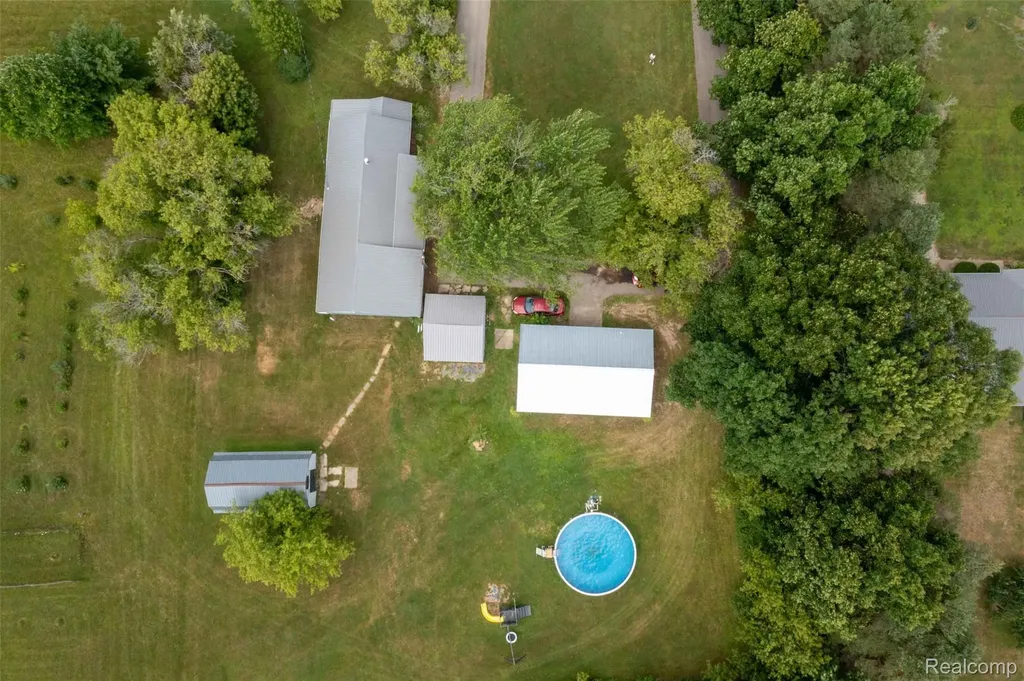 5761 Genesee Road Elba Township MI 48446