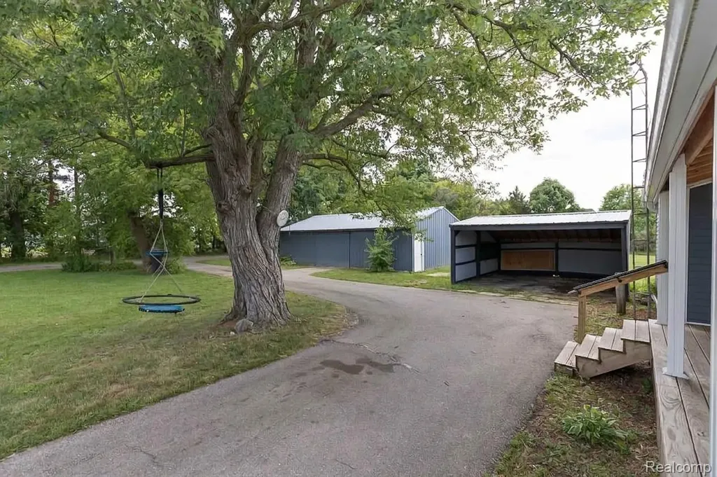 5761 Genesee Road Elba Township MI 48446