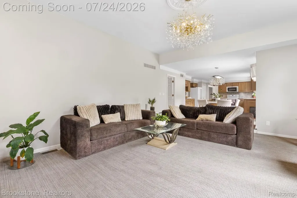 12495 Howland Park Drive Plymouth Charter Township MI 48170