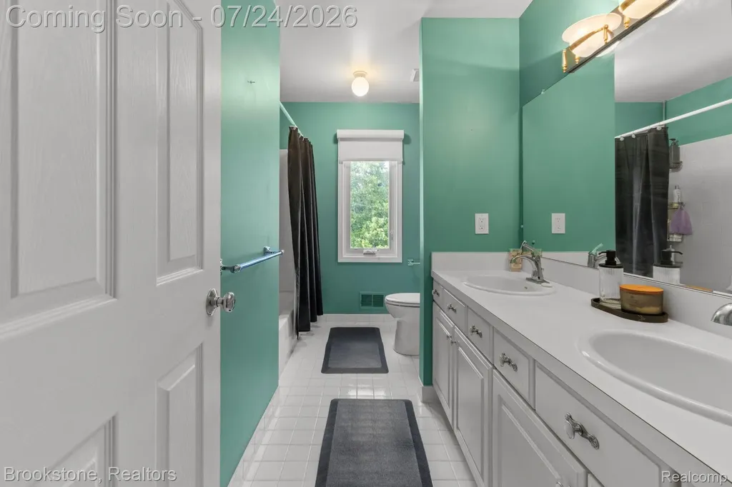 12495 Howland Park Drive Plymouth Charter Township MI 48170