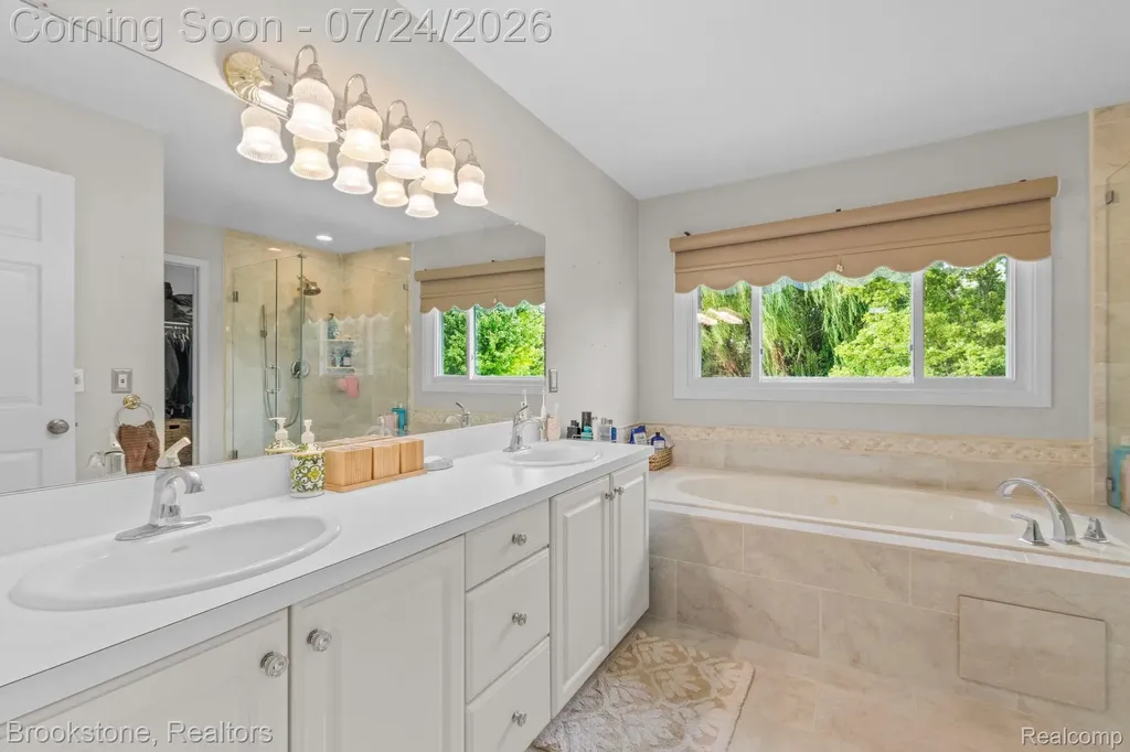 12495 Howland Park Drive Plymouth Charter Township MI 48170