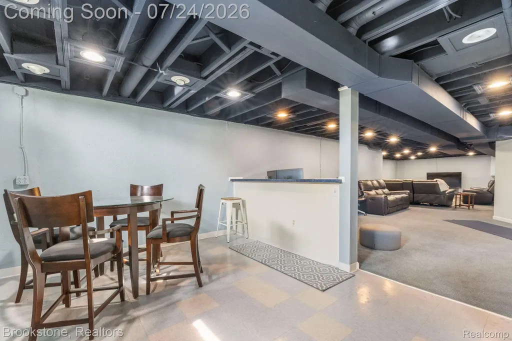 12495 Howland Park Drive Plymouth Charter Township MI 48170