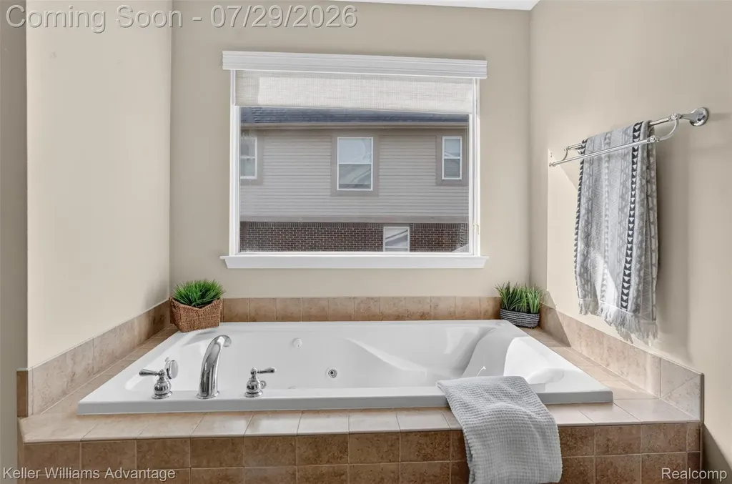 16971 Algonquin Drive Northville Township MI 48168