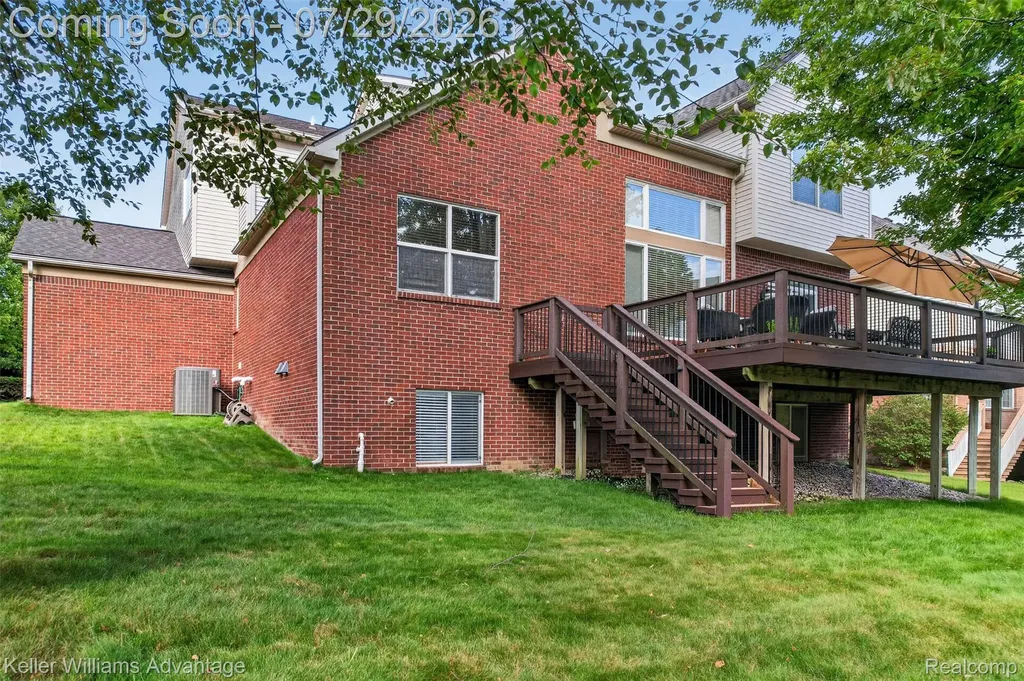16971 Algonquin Drive Northville Township MI 48168