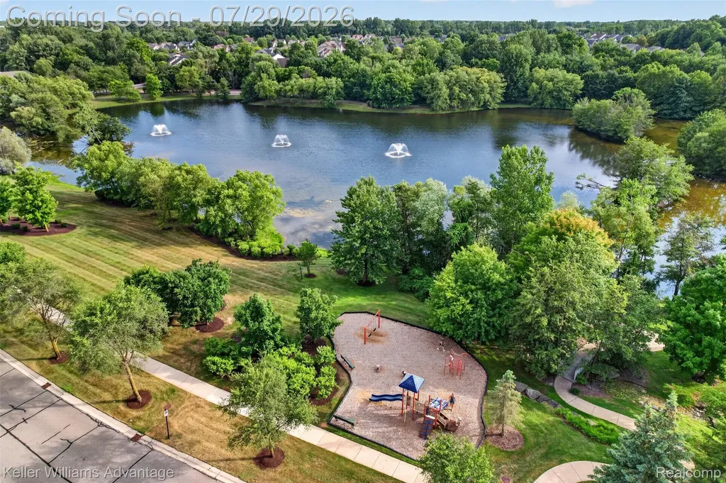 16971 Algonquin Drive Northville Township MI 48168