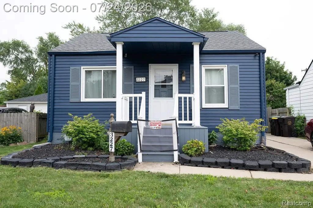 3227 Charles Street Trenton City MI 48183