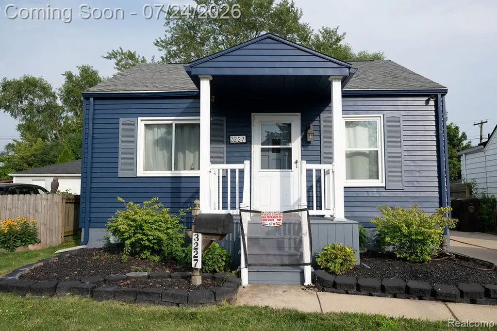 3227 Charles Street Trenton City MI 48183