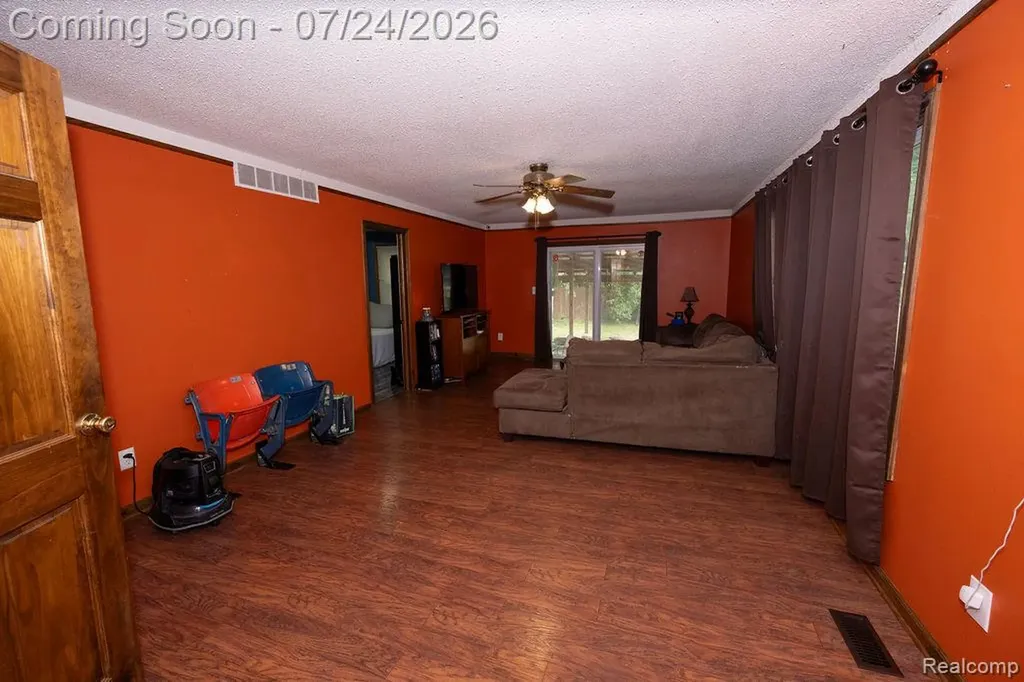 3227 Charles Street Trenton City MI 48183