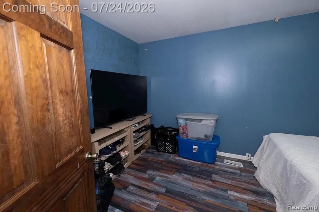 3227 Charles Street Trenton City MI 48183