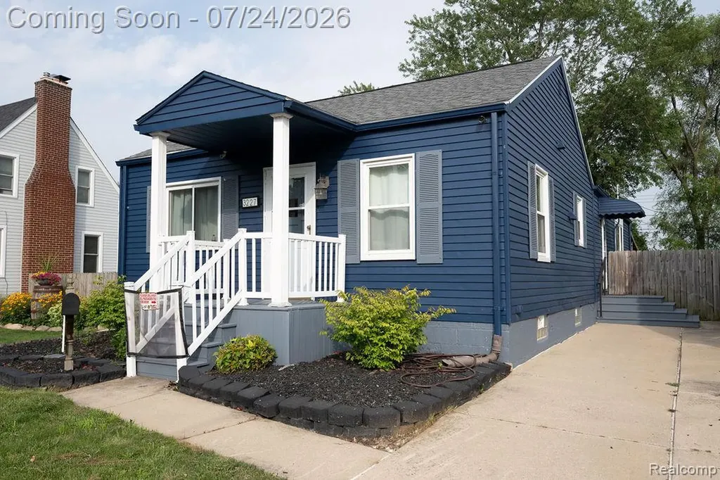 3227 Charles Street Trenton City MI 48183