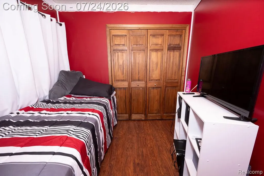 3227 Charles Street Trenton City MI 48183