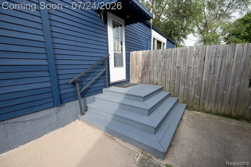3227 Charles Street Trenton City MI 48183
