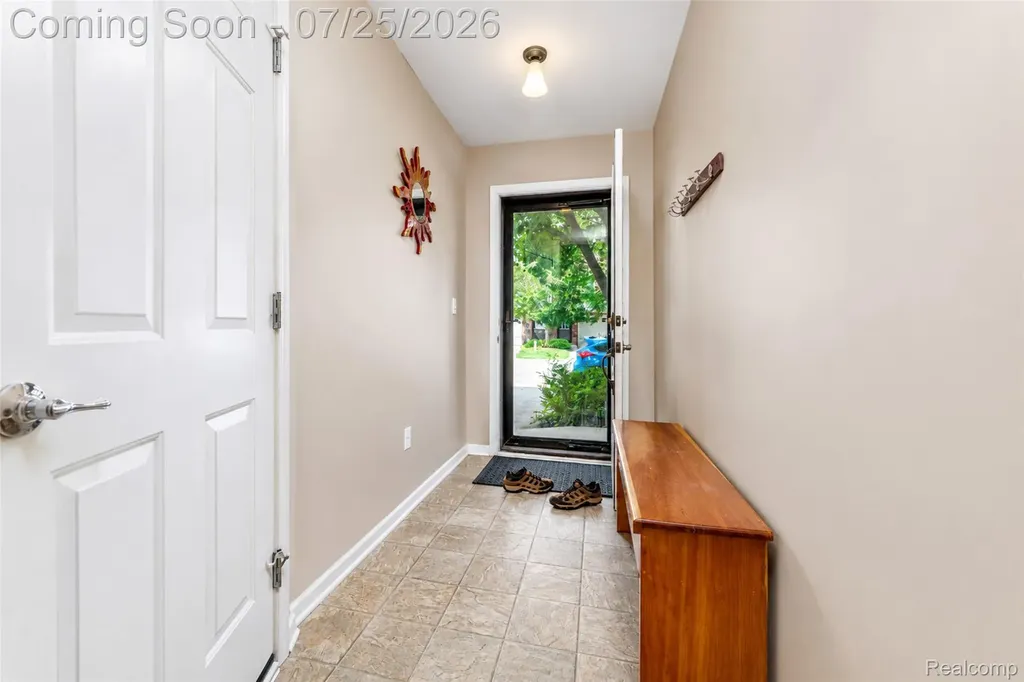 2204 Knotty Pine Trail Howell Township MI 48855