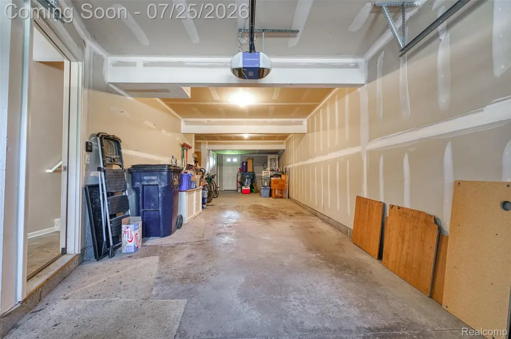 2204 Knotty Pine Trail Howell Township MI 48855
