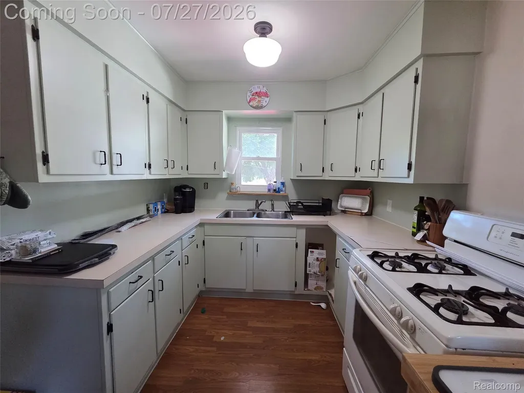 6056 Dort Highway Grand Blanc Charter Township MI 48439