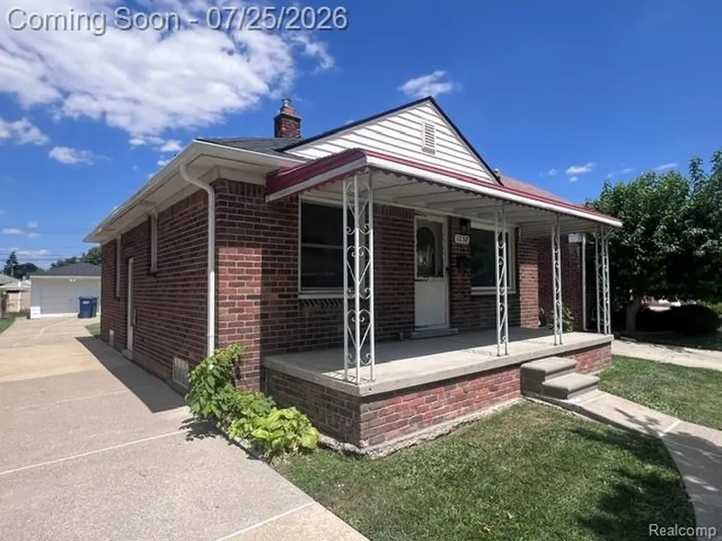 1038 Detroit Avenue Lincoln Park City MI 48146
