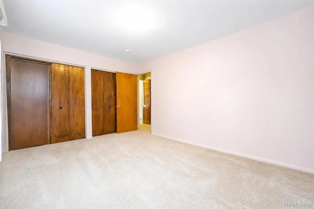 7677 Terri Drive Westland City MI 48185