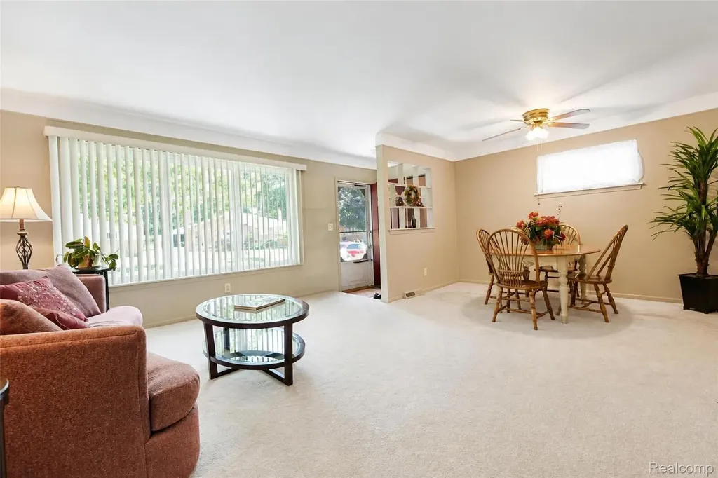 7677 Terri Drive Westland City MI 48185