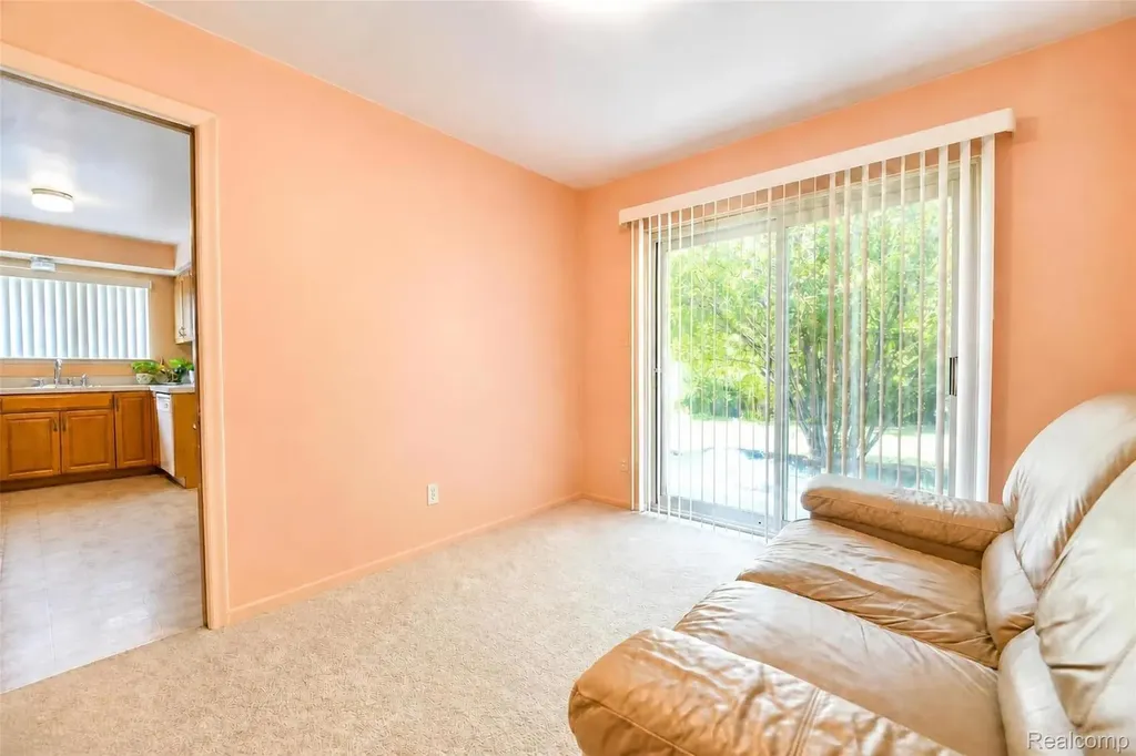 7677 Terri Drive Westland City MI 48185