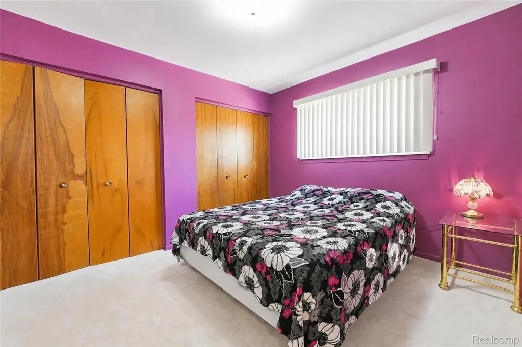 7677 Terri Drive Westland City MI 48185