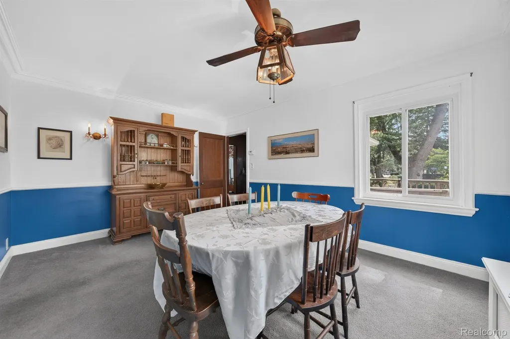 31710 Glencoe Drive Beverly Hills Village MI 48025