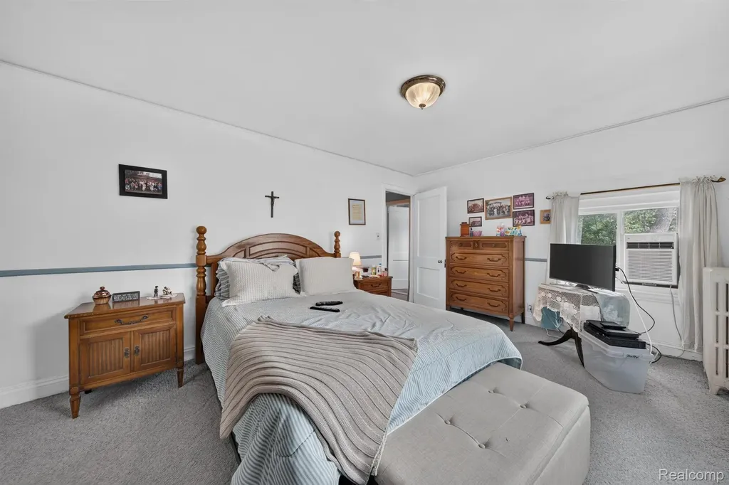 31710 Glencoe Drive Beverly Hills Village MI 48025