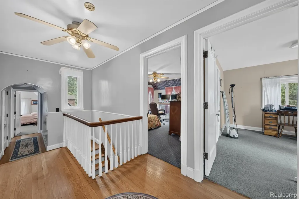 31710 Glencoe Drive Beverly Hills Village MI 48025