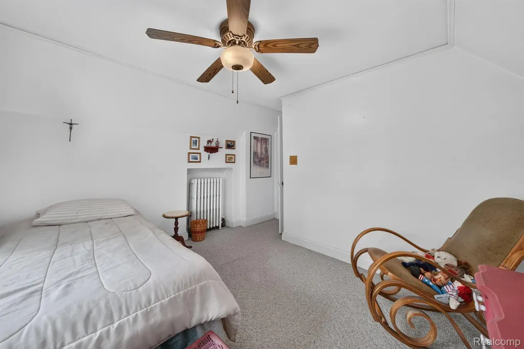 31710 Glencoe Drive Beverly Hills Village MI 48025