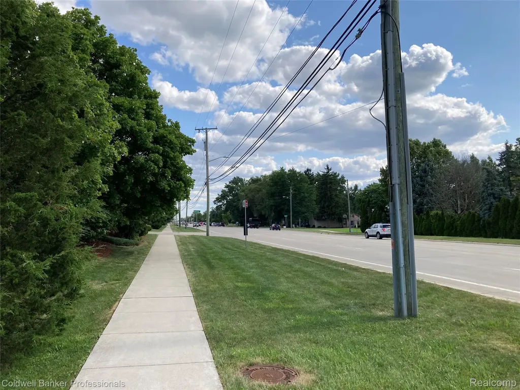 000 Dequindre Road Sterling Heights City MI 48314