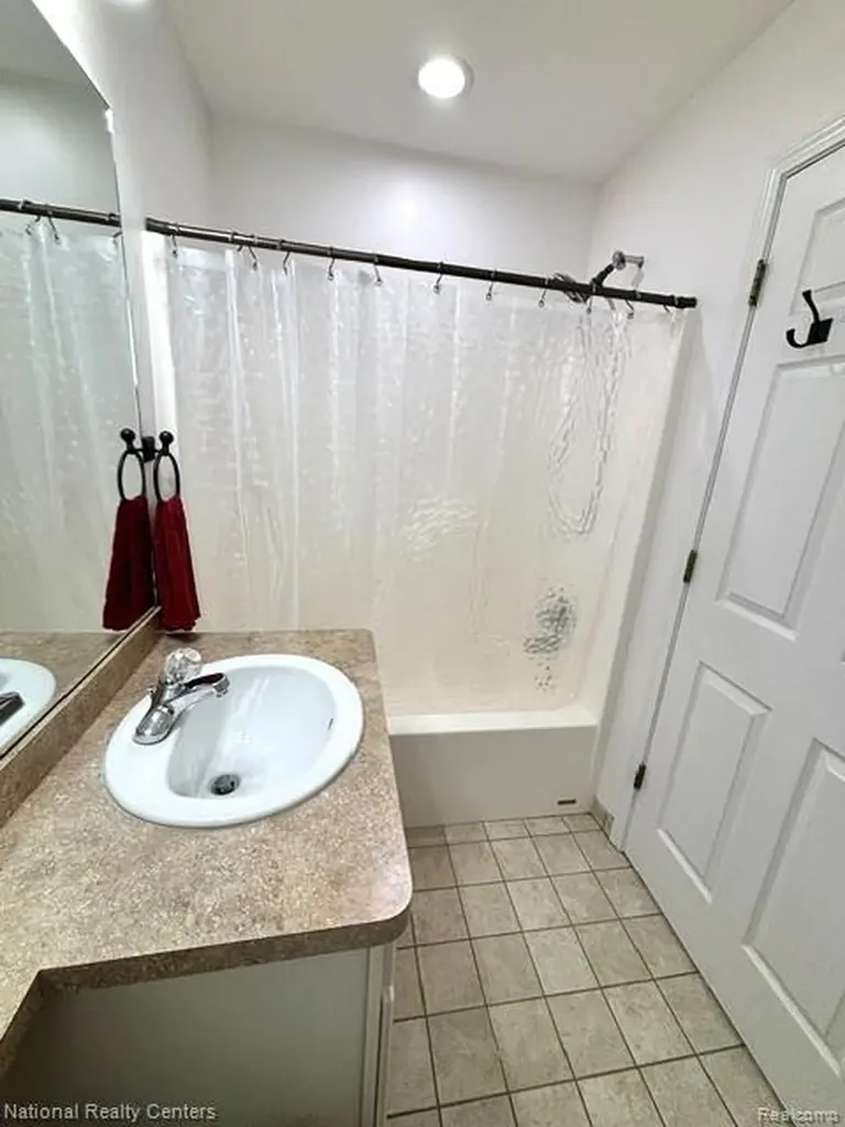 809 Chelsea Ridge Court Howell City MI 48843
