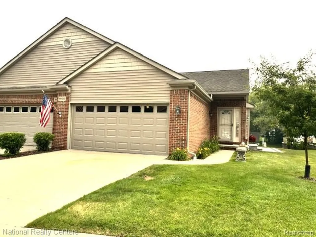 809 Chelsea Ridge Court Howell City MI 48843