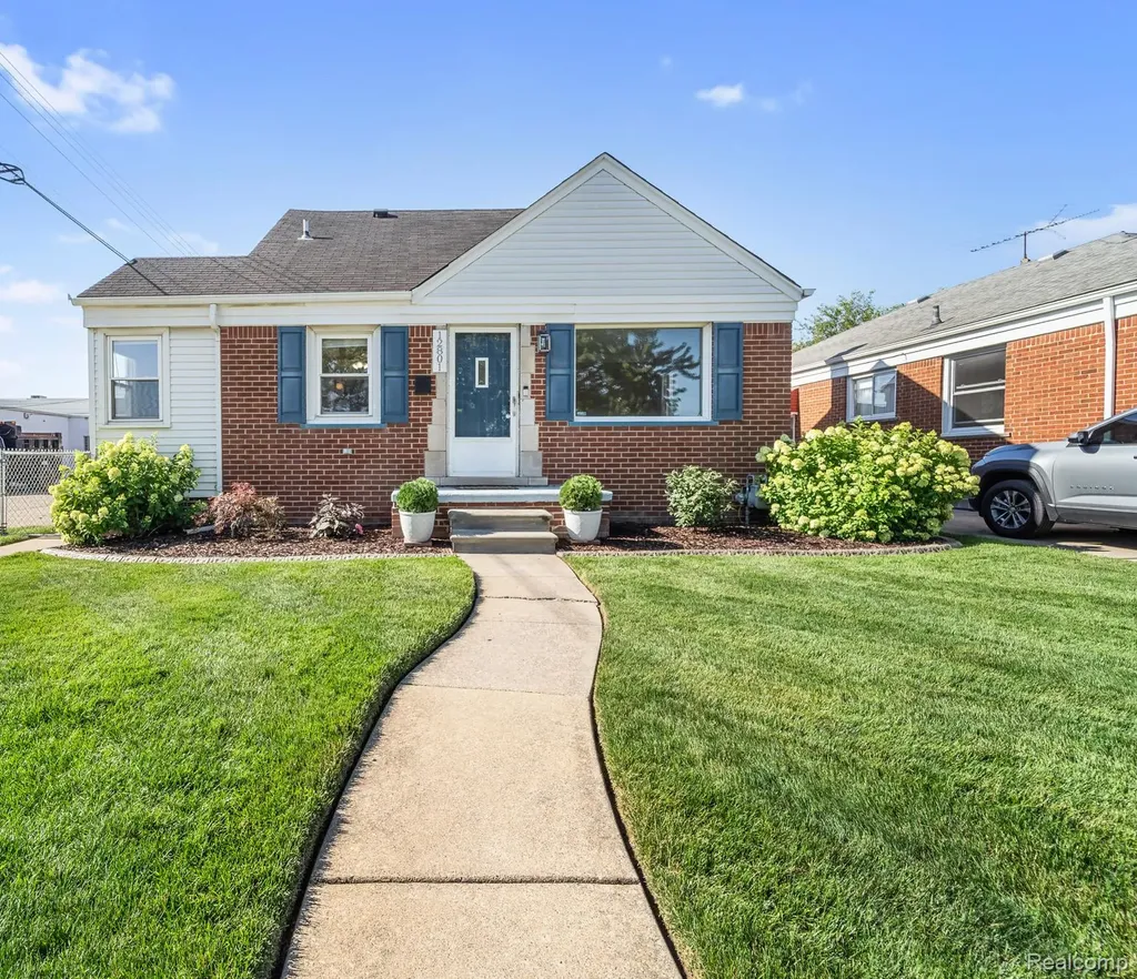 12801 Birrell Street Southgate City MI 48195