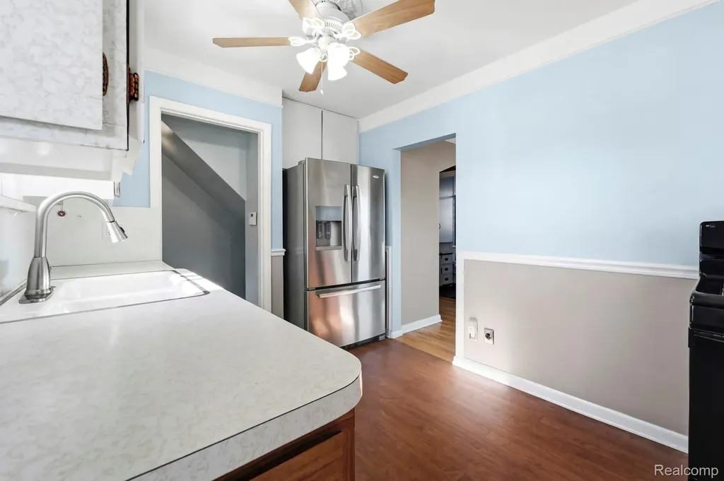 12801 Birrell Street Southgate City MI 48195