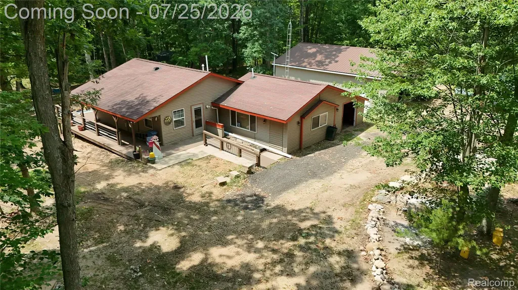 4522 Red Fox Run Lincoln Township MI 48622