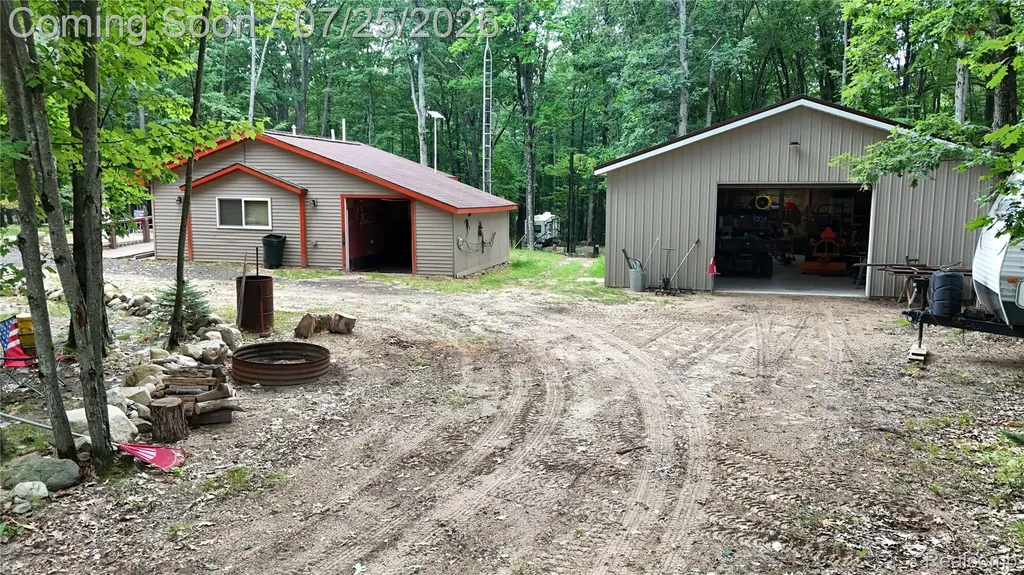 4522 Red Fox Run Lincoln Township MI 48622