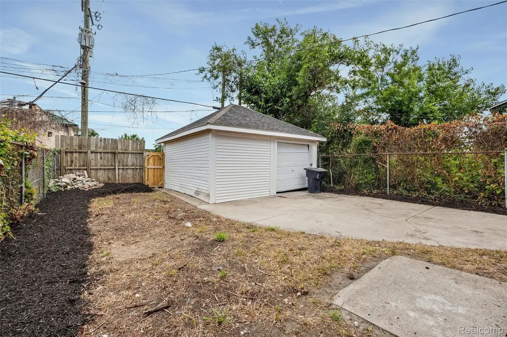 3019 Clements Street Detroit City MI 48238