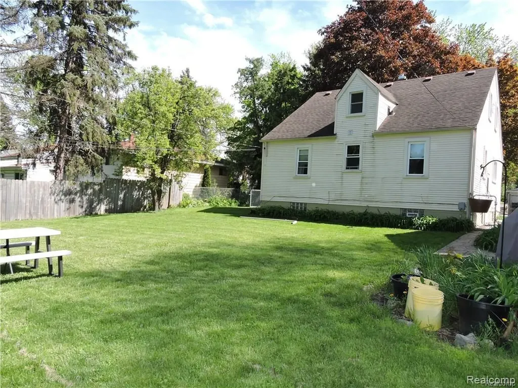 335 Midland Boulevard Royal Oak City MI 48073