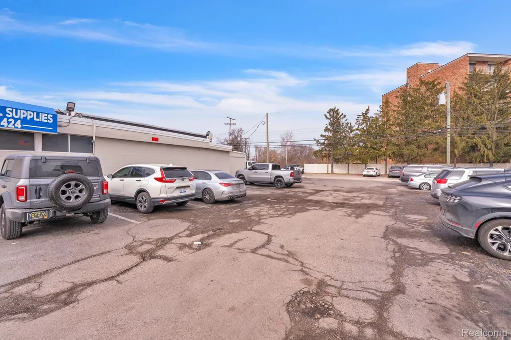 24432 Michigan Avenue Dearborn City MI 48124