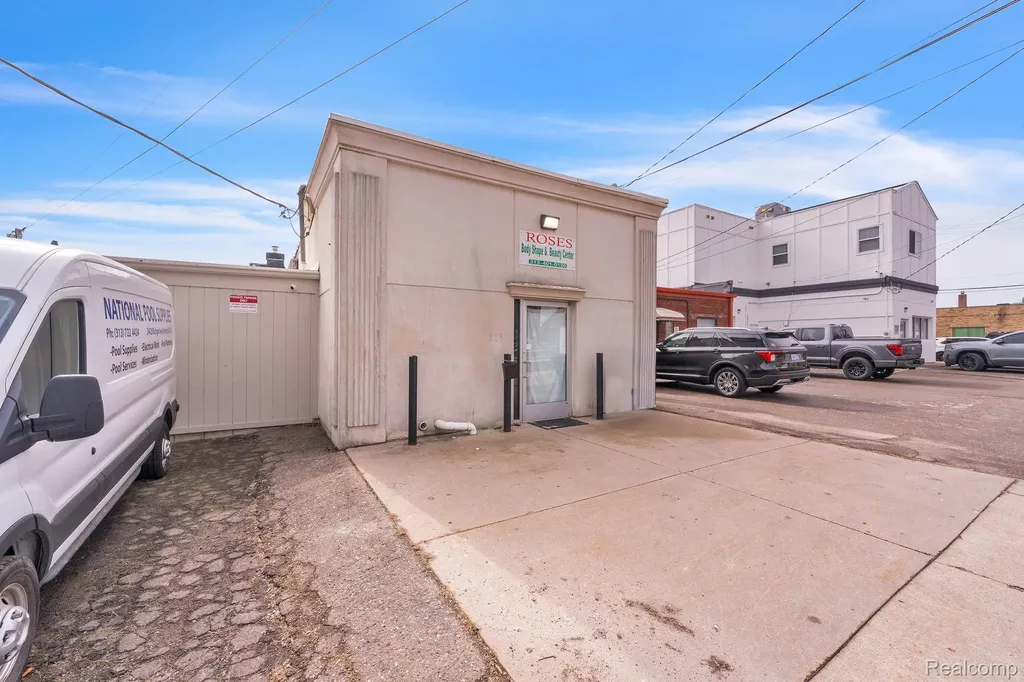 24432 Michigan Avenue Dearborn City MI 48124