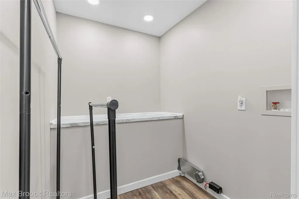 6029 Walnut Street Kingston Village MI 48741